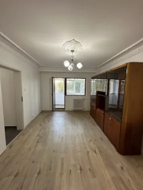 Vand apartament 4 camere Drumul Taberei