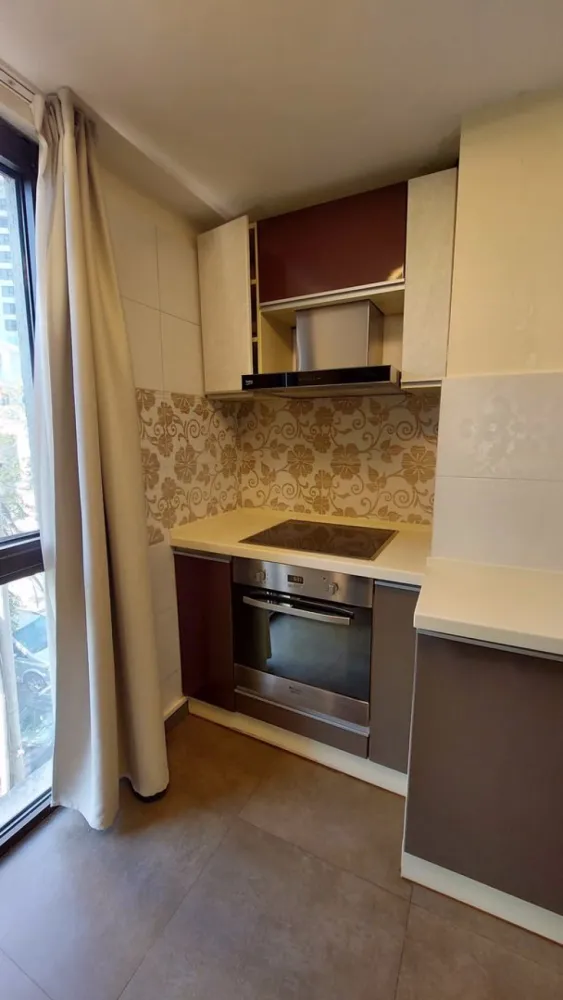 Vînd apartament 4 camere Floreasca/Verdi - Vînzare Proprietar, patru camere, Floreasca Verdi, sector 2, decomandat, 120mp, din 2010, singur pe etaj, etaj 2/5, loc parcare la subsol, multiple îmbunătățiri, 315000 €