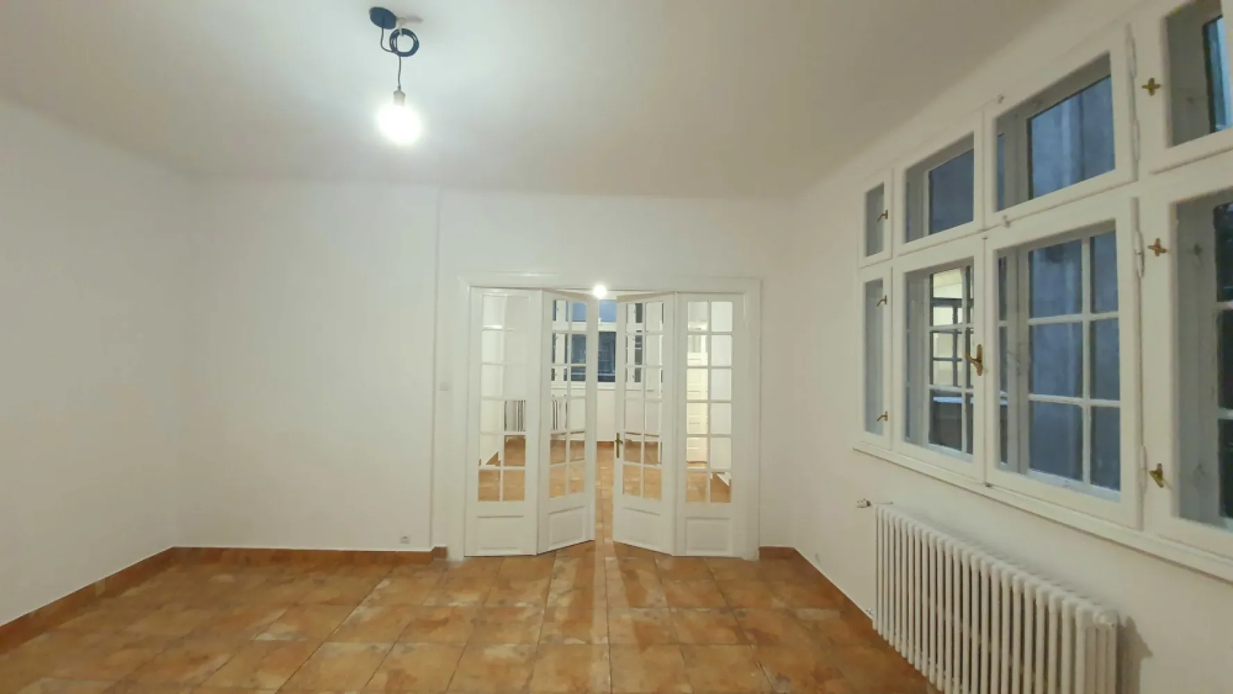 Spatiu Birou/Apartament Romana | Ultracentral | Intrare Separata