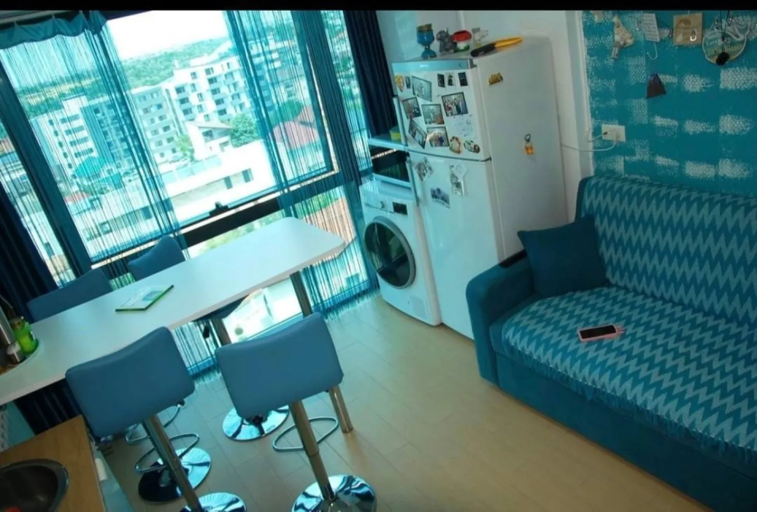 Mamaia Sat- Garsoniera lângă plaja. - Mamaia Sat- Garsoniera mobilata și utilata modern.Suprafata 41 mp , lângă plaja.Se accepta și plata în rate.