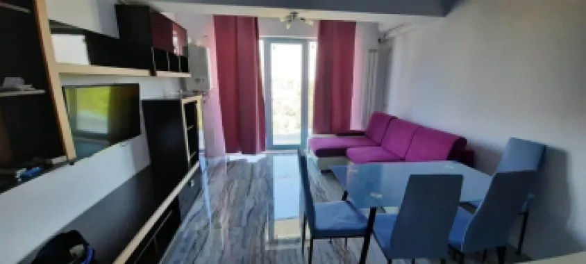 Studio in prima linie 32 mp Et. 5/6 An 2000 Mamamia Zev Mediteraneo