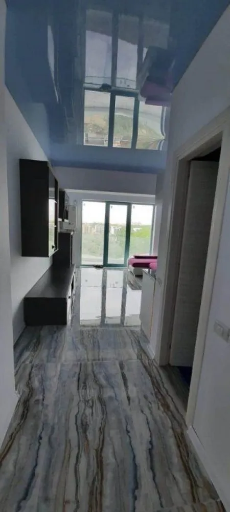 Studio in prima linie 32 mp Et. 5/6 An 2000 Mamamia Zev Mediteraneo