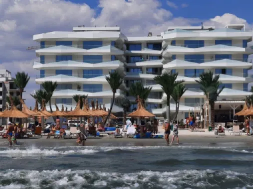 Studio in prima linie 32 mp Et. 5/6 An 2000 Mamamia Zev Mediteraneo