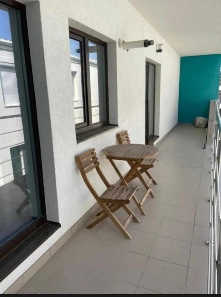 Apartament 2 cam. de vanzare 61mp + terasa 15 mp la 30 m de plaja - Mamaia Nord