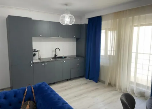 Apartament 2 cam. de vanzare 61mp + terasa 15 mp la 30 m de plaja - Mamaia Nord