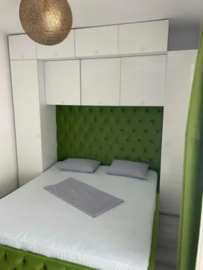 Apartament 2 cam. de vanzare 61mp + terasa 15 mp la 30 m de plaja - Mamaia Nord