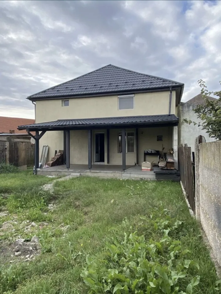 Casa de vanzare in zona Closca(liceul german)
