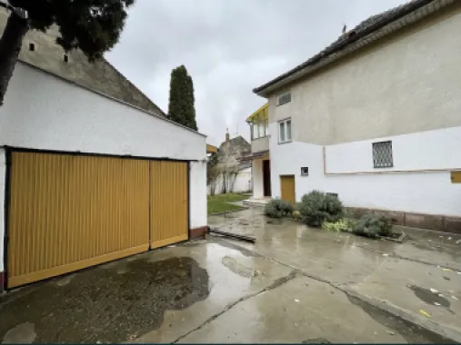 BRASADAS vinde casa cu 3 cam și teren 3 ari zona TITULESCU.