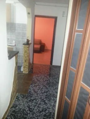 Apartament cu 2 camere decomandate Mv2 strada Mozart renovat, mobilat.