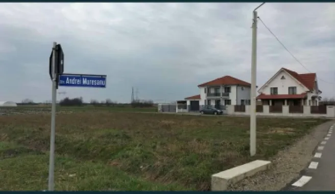 De vanzare teren intravilan Paulesti 40 ari