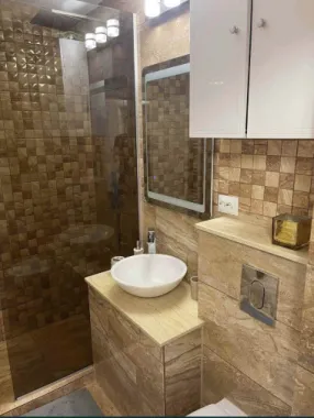 Apartament de vanzare cu 3 camere, Micro 16 Satu Mare etaj 4/4