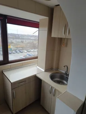 Apartament 2 camere mobilat si utilat zina Energia etaj 4 din 5