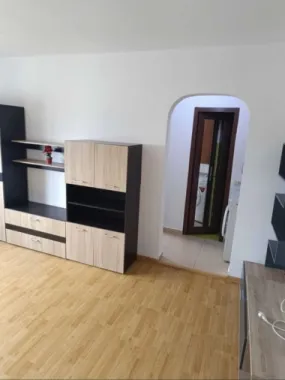 Apartament 2 camere mobilat si utilat zina Energia etaj 4 din 5
