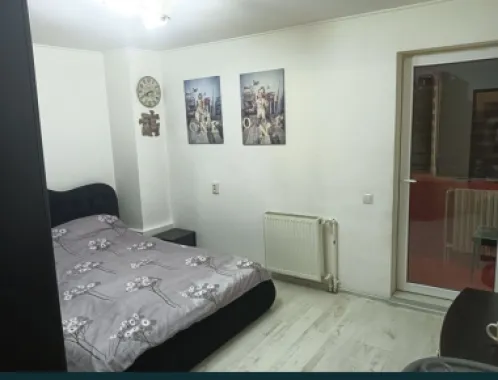 Vand apartament 2 camere decomandat