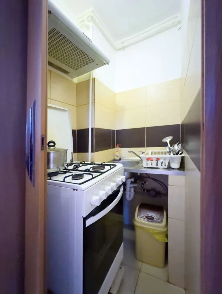 Apartament 2 camere decomandat, renovat,mobilat,utilat,centrala