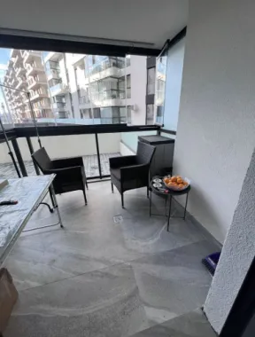 Ap 2 camere Tomis Park cu terasa 108 utili schimb