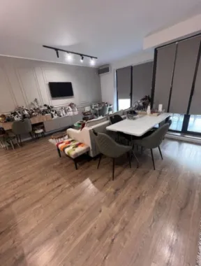 Ap 2 camere Tomis Park cu terasa 108 utili schimb