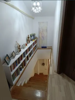 Ap mic si cochet in Piata Ovidiu