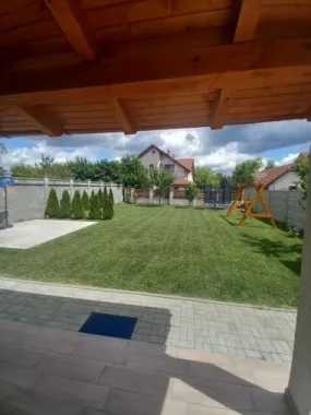 BRASADAS vinde casa NOUA cu etaj în zona UNIRII.