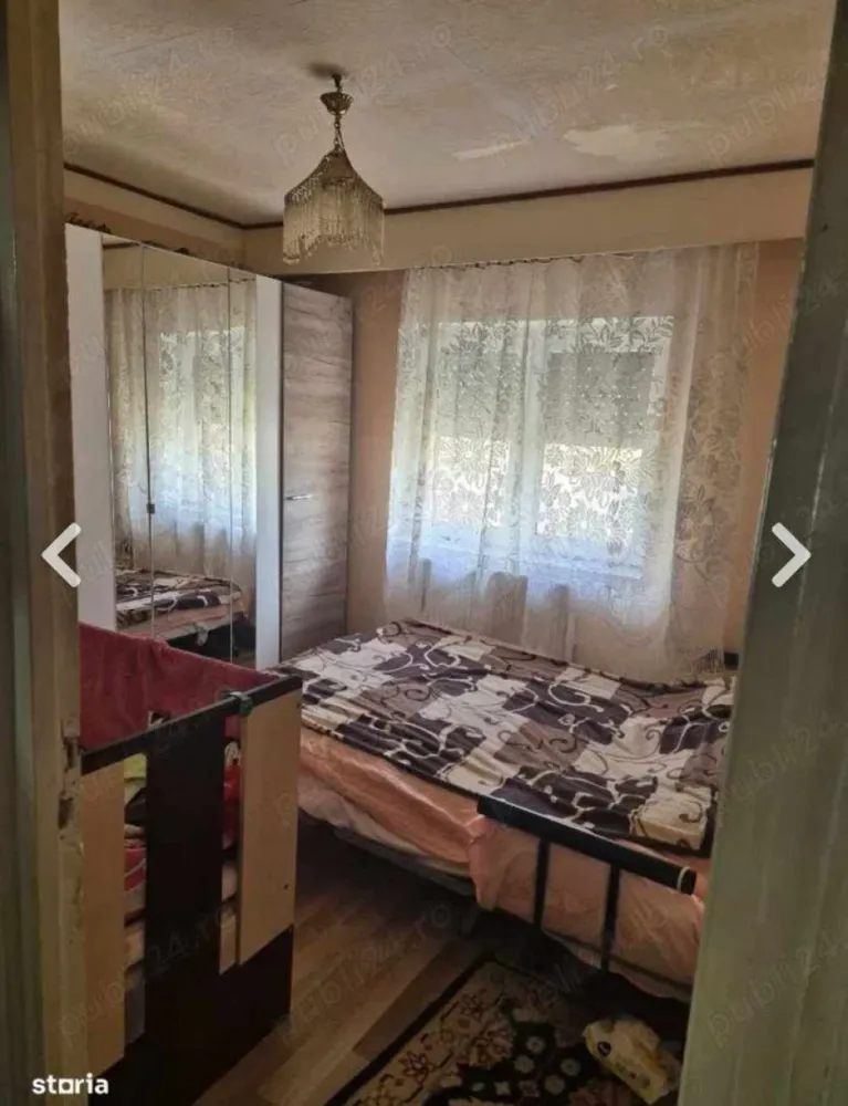 Vând sau schimb ap 3 camere - Vând sau schimb ap 3 camere 66 mp decomandat etaj 4 situat in cartierul micro 16 strada iasomiei cu toate utilitățile necesare preț 65.000 sau schimb pe apartament 2 camere in micro 15 16 plus diferența Nr telefon (