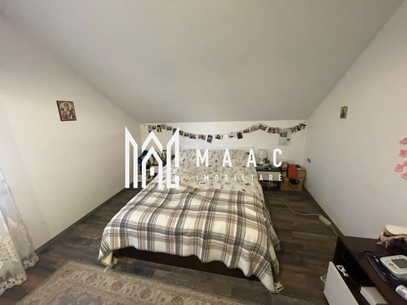 Casă individuală | 4 dormitoare | Garaj | 250 mp teren | Șelimbăr