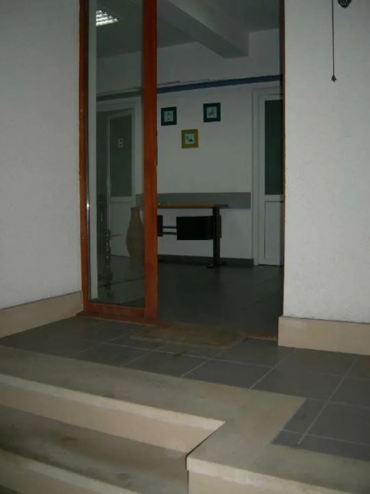 Vilă de vânzare în Sectorul 2, locuit plus potenţial pentru venit pasiv