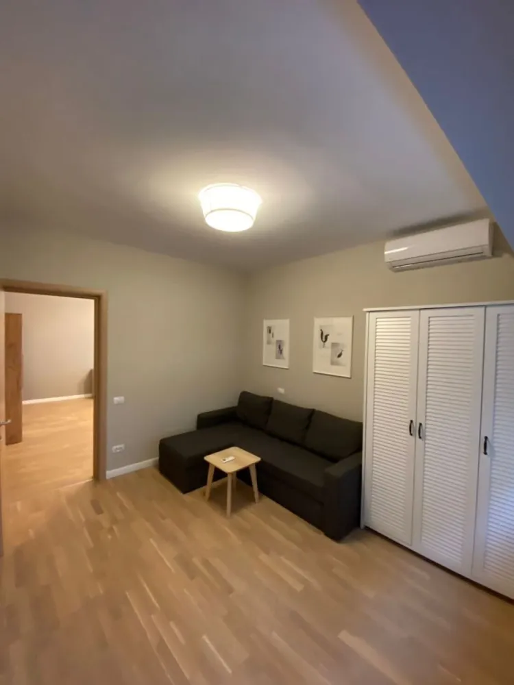 Apartament 4 Camere Zona Sisesti de închiriat