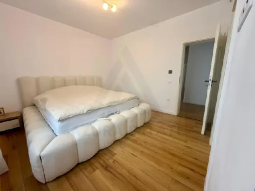 Casa individuala premium 145 mp utili pe un nivel teren 500 mp in Sadu