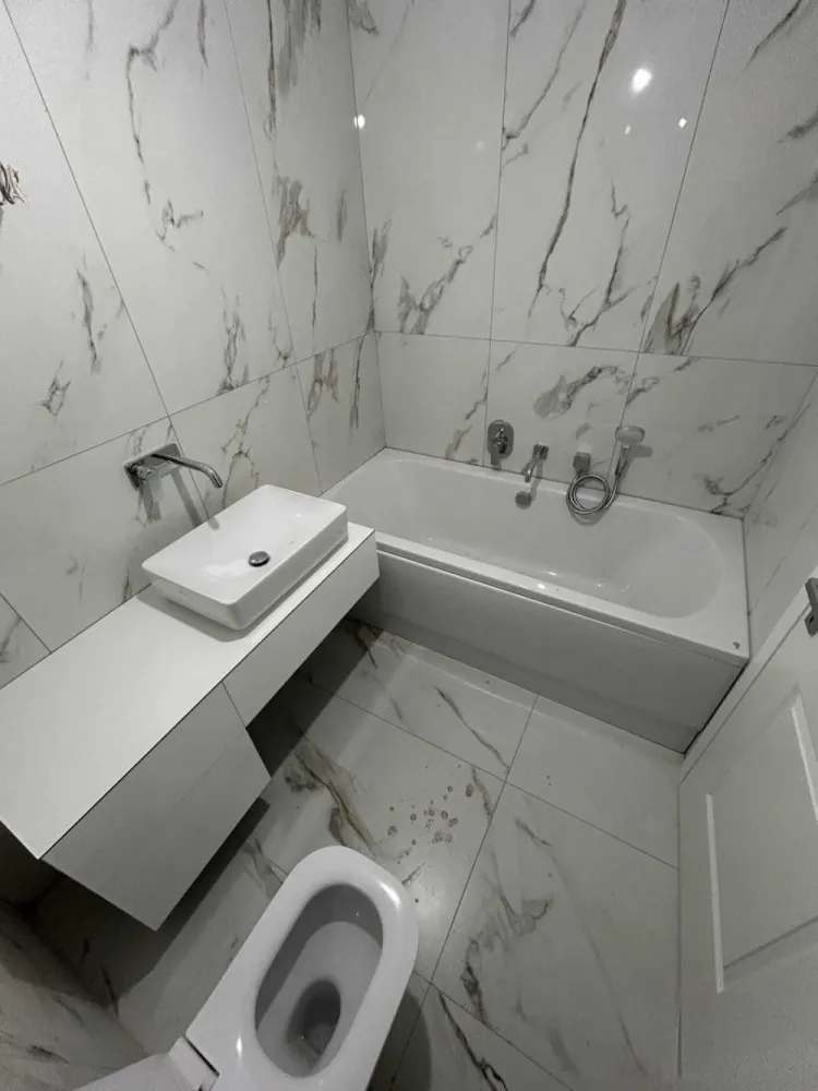 Ag BRASADAS închiriază apt 2 cam 2024 Casa Poporului.