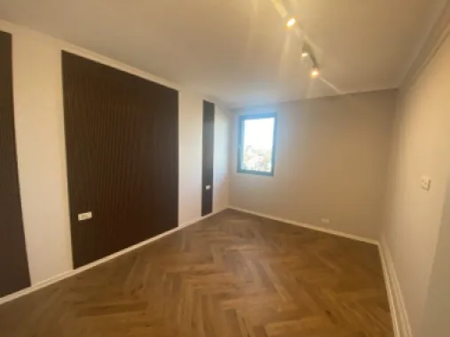 Proprietar Penthouse Unirii 4 camere vedere la bulevard