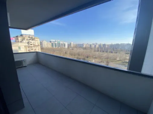 Proprietar Penthouse Unirii 4 camere vedere la bulevard