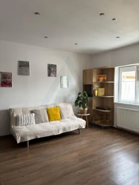 Apartament 4 camere 76 mp utili zona Hipodrom 3 cu loc de parcare