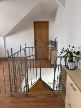 Apartament 4 camere 76 mp utili zona Hipodrom 3 cu loc de parcare