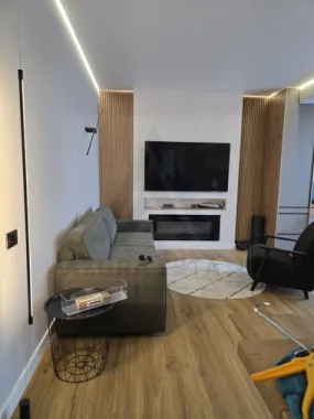 Apartament premium 75 mp utili cu parcare subterana si boxa Central