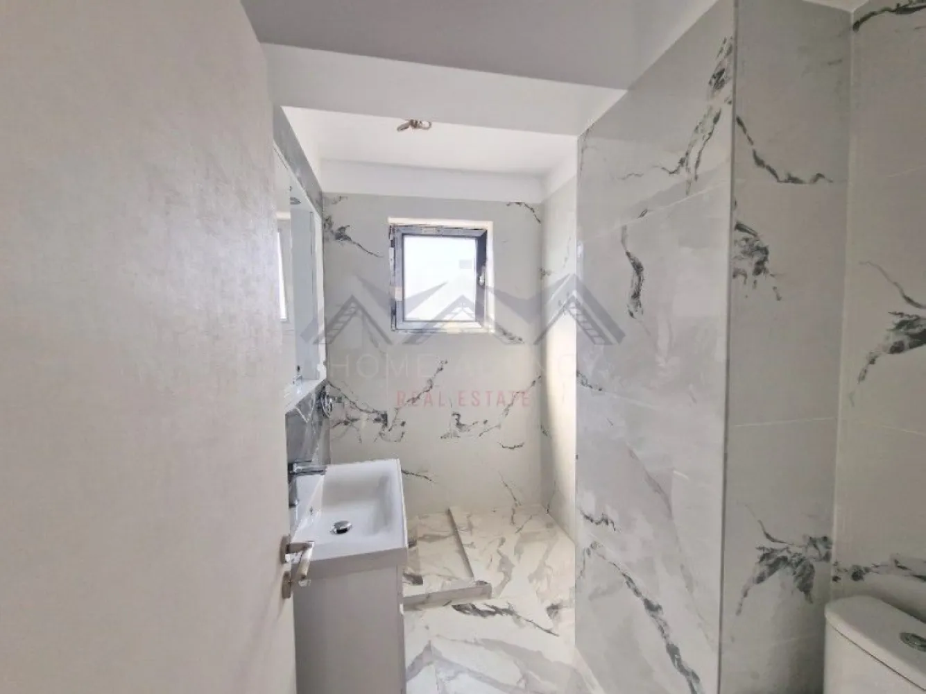Apartament 3 camere Otopeni central | bloc nou, parcare, comision 0