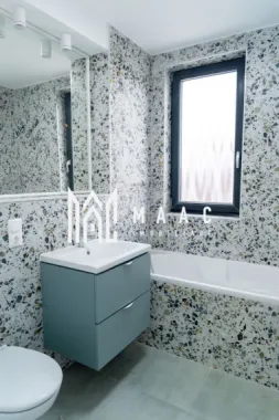 Apartament 3 Camere I 78 mp I 2 Niveluri I Etaj 3/3 I Parcare Inclusă