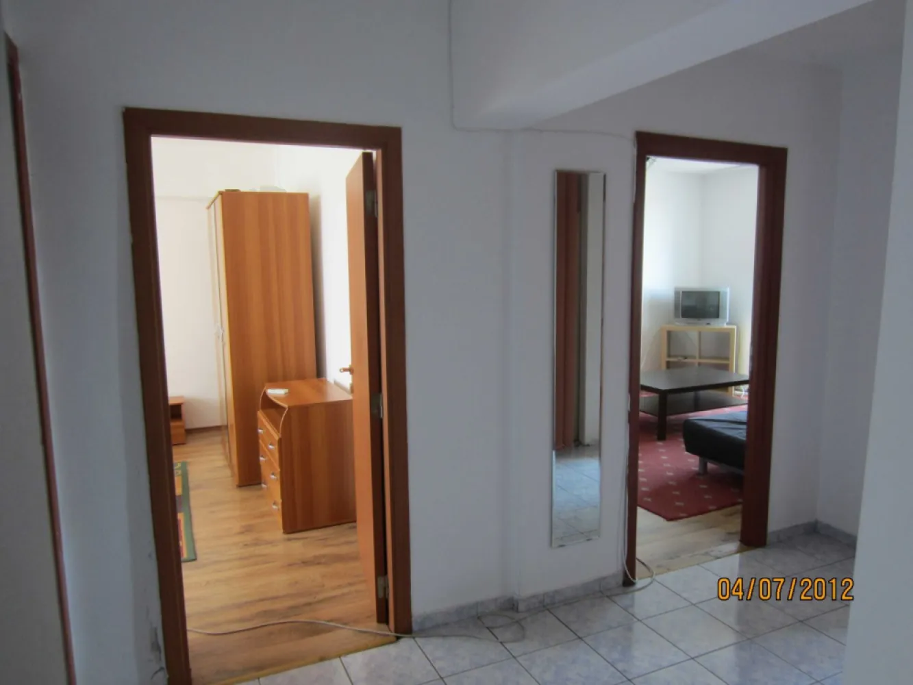 proprietar 2 camere decomandat Obor langa metrou