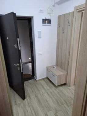 Ag BRASADAS închiriază ap 2 cam PARTER Metalurgiei PARCARE.