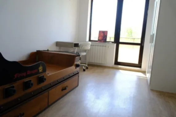 Apartament 4 camere de Lux