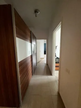 Apartament 4 camere de Lux