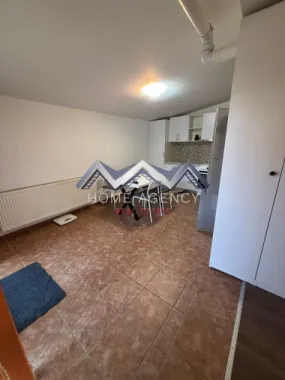 Apartament 2 camere cu grădină proprie 30 mp / Central