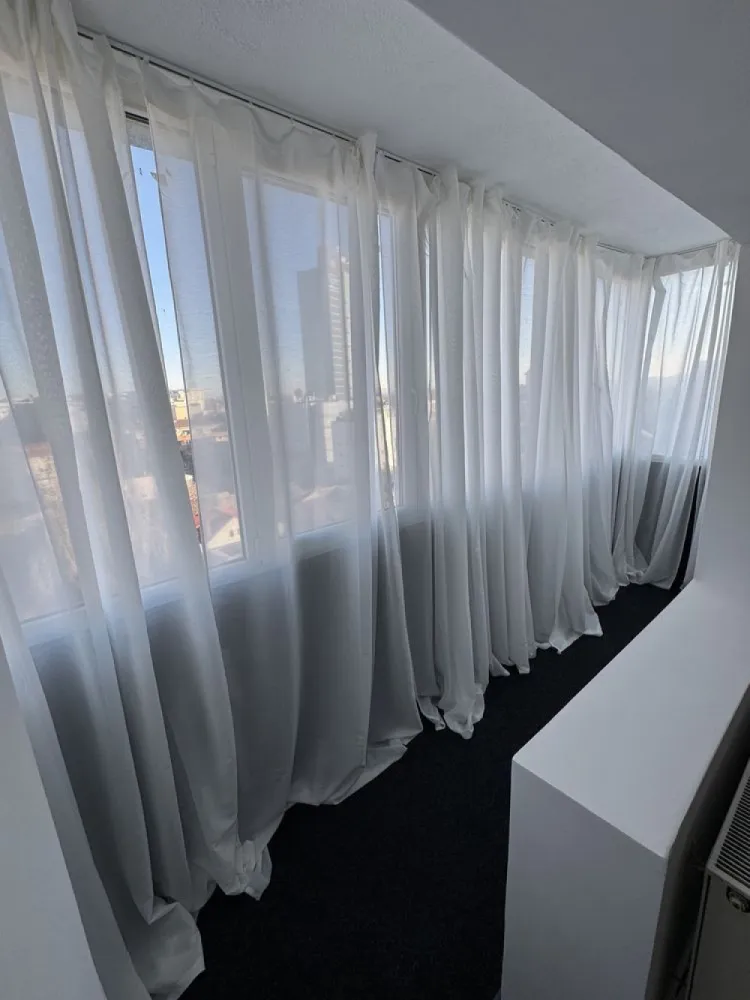 Inchiriez apartament 2 camere Piata Victoriei - Apartament 2 camere, complet mobilat si utilat, situat pe Sos. N. Titulescu, in imediata apropiere a Pietei Victoriei, nu beneficiaza de loc de parcare.
