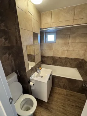 Inchiriez apartament 2 camere Piata Victoriei