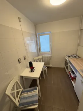 Inchiriez apartament 2 camere Piata Victoriei