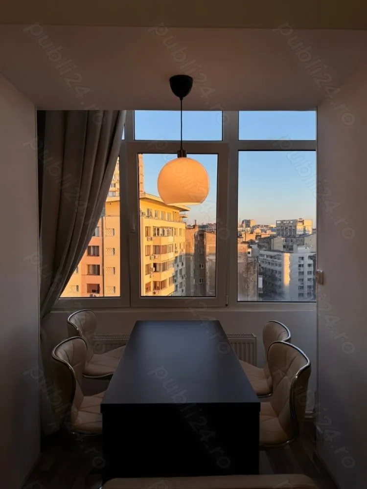 BRASADAS închiriază ap 2 camere - Sala Palatului - Bucuresti - Agenția imobiliara BRASADAS închiriază apartament 2 camere ( garsoniera dubla) 43 mp, situat la intratrea in Parcul Cismigiu si vis a vis de Sala Palatului . Apartamentul este recent renovat si este dotat cu centrala proprie , termostat electonic wireless, aer consitionat, plita electrica, hota, masina de spalat vase, frigider incorporabil, masina de spalat rufe, încuietoare smart cu amprenta, cablu Tv si internet. Pentru mai multe oferte accesați www.brasadas.com