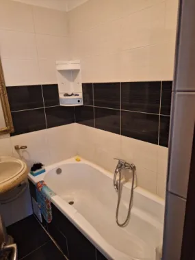 Inchiriez Apartament 2camere