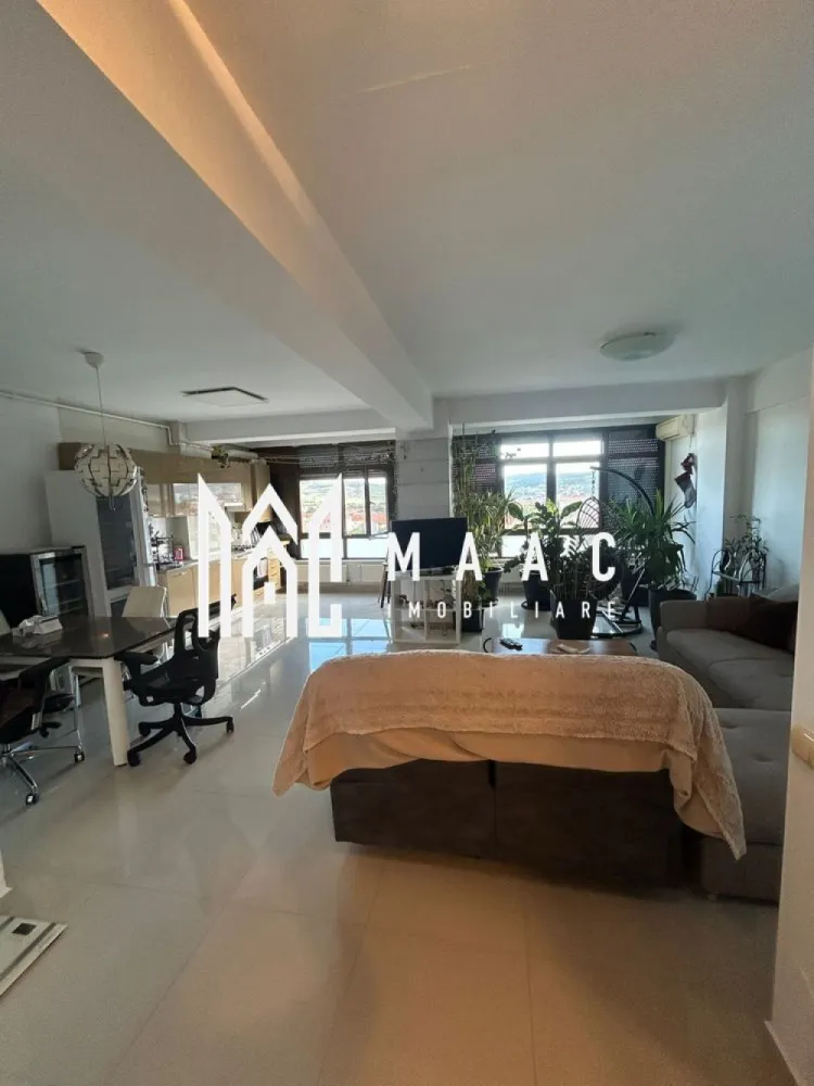Apartament Ultracentral | 2 camere | 95 mp utili - MAAC Imobiliare vă propune spre inchiriere un apartament modern cu o locație excelentă, situat la doar câteva minute de Centrul orașului Sibiu și de noul Mall, în apropiere de Autogară și Gară. Detalii apartament: Suprafață utilă: 95 mp Compartimentare: Living generos + Dormitor spațios 2 băi moderne Mobilat și utilat complet 2 unități aer condiționat Electrocasnice premium: mașină de spălat AEG, uscător de rufe, mașină de spălat vase Clădire dotată cu lift modern Avantaje și facilități: Living amplu, perfect pentru relaxare și timp petrecut cu familia Dormitor luminos, cu suficient spațiu pentru un pat matrimonial și mobilier Priveliște spectaculoasă spre Centrul orașului și Dealul Gușteriței Locație centrală, cu acces rapid la școli, magazine, mijloace de transport și zone de interes Doar 5 minute de mers pe jos până în Piața Mare 📞Contactează-ne pentru mai multe detalii sau pentru a programa o vizionare, menționați CP2681746! }}