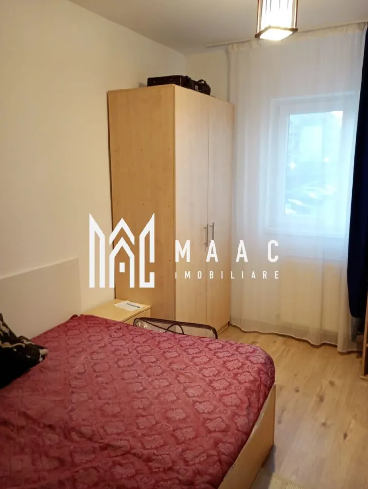 Apartament 1 camera | Balcon si Parcare | Turnisor - MAAC Imobiliare vă propune spre vânzare un apartament cu 1 cameră, situat în zona liniștită și bine cotată Turnișor, din Sibiu. Locuința este compartimentată eficient și oferă un confort optim pentru un cuplu sau o persoană singură. Apartamentul este compus din: Living Bucătărie separată, complet funcțională Dormitor confortabil, ce oferă intimitate și liniște Baie modernă, dotată cu toate utilitățile necesare Balcon, perfect pentru momente de relaxare Apartamentul se află într-o zonă cu acces facil către punctele de interes ale orașului, beneficiind de infrastructură dezvoltată și transport în apropiere. Pentru mai multe detalii sau pentru programarea unei vizionări, nu ezitați să ne contactați specificand ID: CP2681740 }}