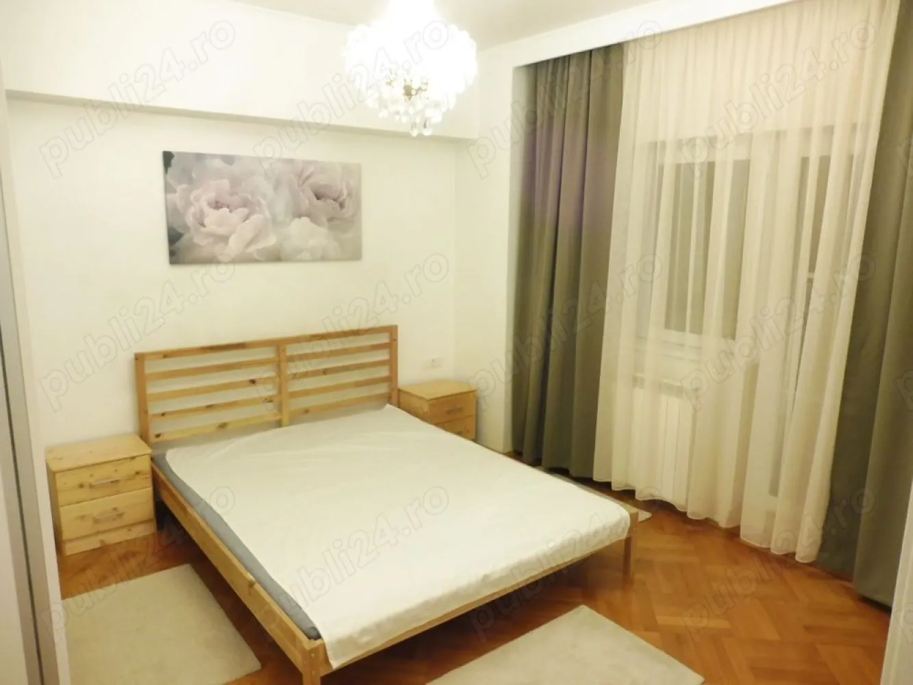 Proprietar - inchiriez ap 4 cam - Romana Dorobanti - Ap 4 camere, .str. Ernest Brosteanu 23 - DISPONIBIL DIN 1 IANUARIE 2025. Mobilat, 3 dormitoare, 4 balcoane, living spatios, bucatarie inchisa (utilata cu aragaz, cuptor, masina de spalat vase, frigider), baie cu dus si cada, wc de serviciu, dresing. Centrala de bloc, fara probleme cu apa calda sau caldura, bloc din 1998, monitorizat video. Etajul 1 4. Tel Fara animale de companie. Chirie 1300 Euro, 1 luna + 1 luna.