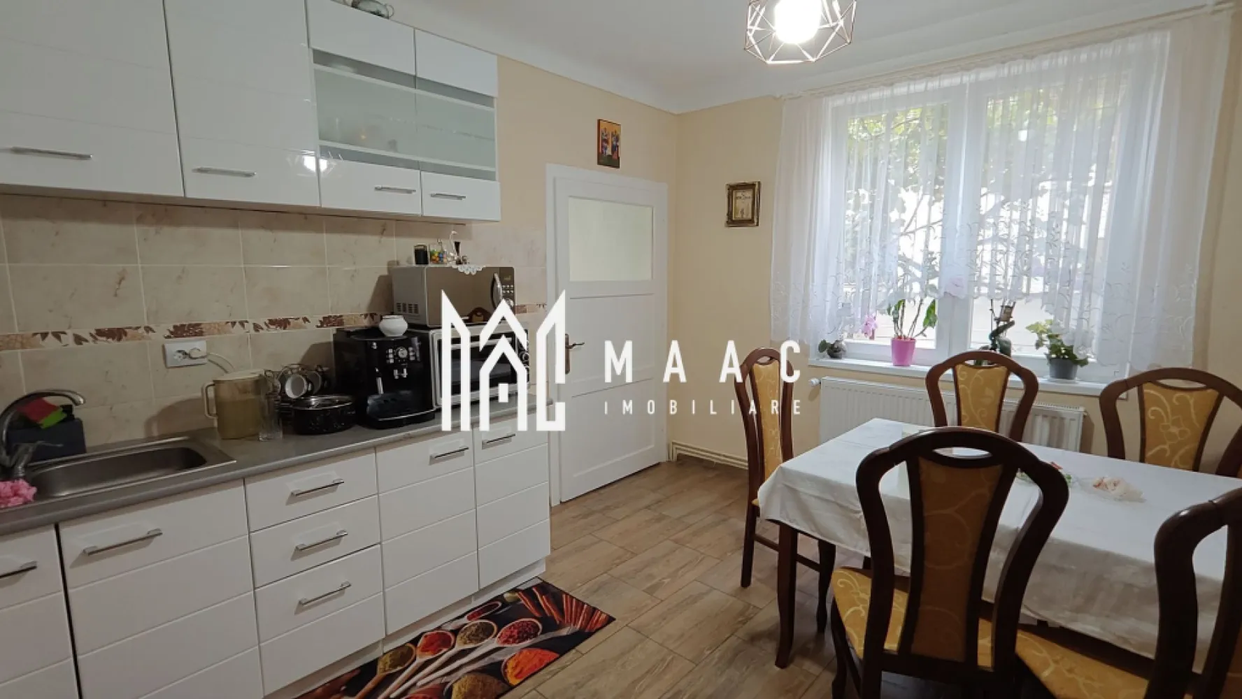 Vilă 7 camere I S+P+E I Teren 950mp I Terasă I Sub Arini